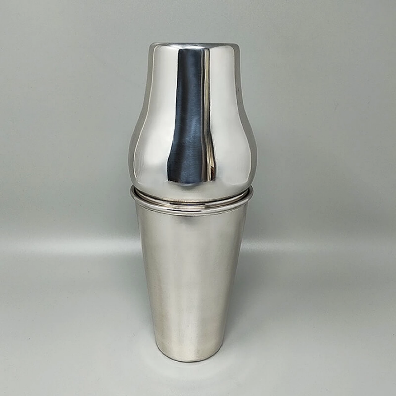 Stainless steel Parisienne cocktail shaker, 1960s 2