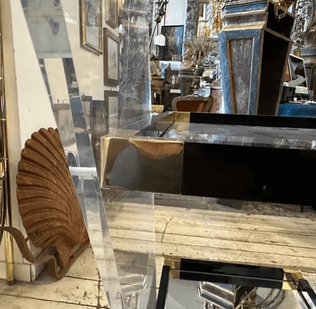 Lucite and brass bar trolley, 1960s 9