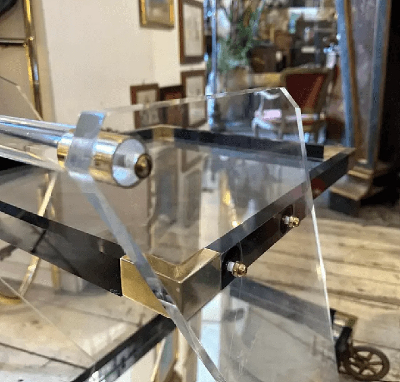 Lucite and brass bar trolley, 1960s 11