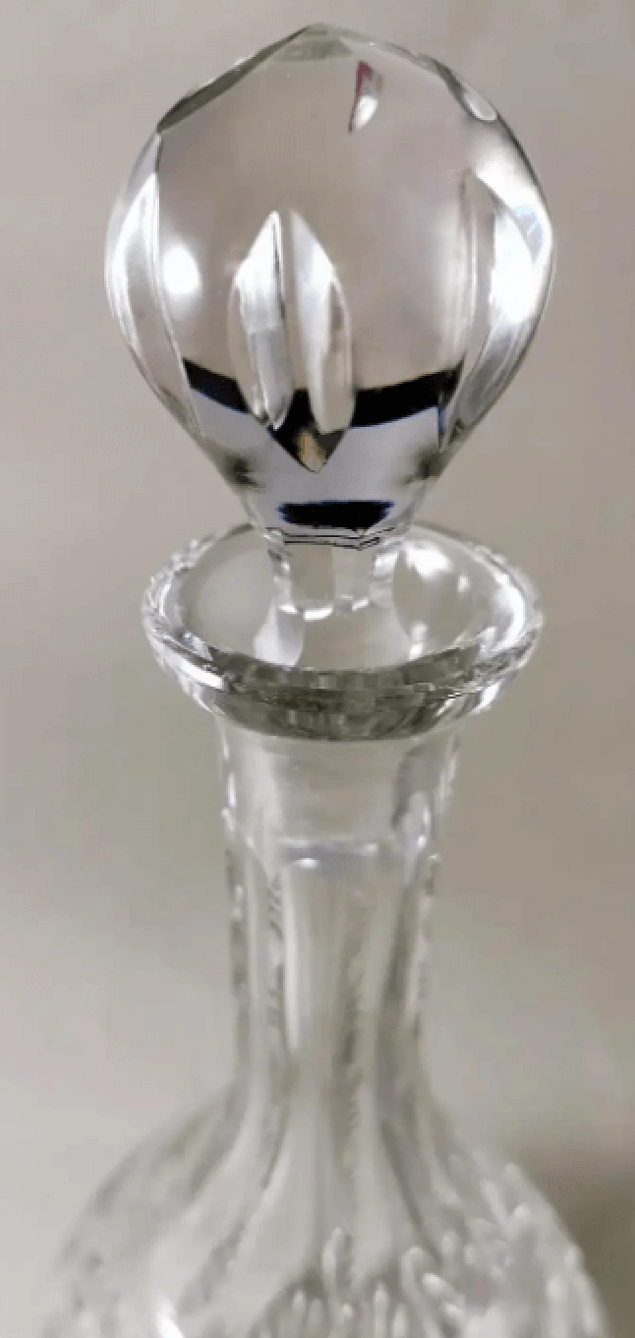 Bottiglia di liquore in cristallo molato a mano in stile bohémien, primo '900 15