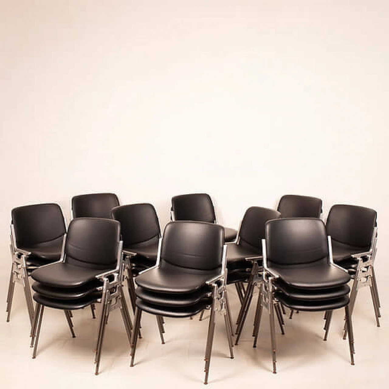 30 DSC 106 chairs by Giancarlo Piretti for Anonima Castelli, 1960s 2