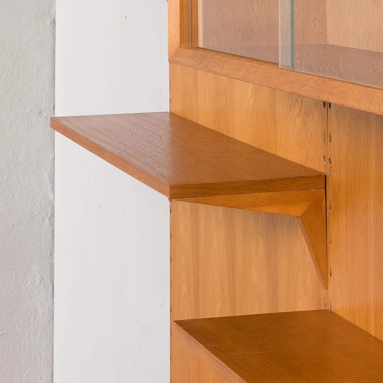 Oak wall cabinet with back panels by Poul Cadovius for Cado, 1970s 8