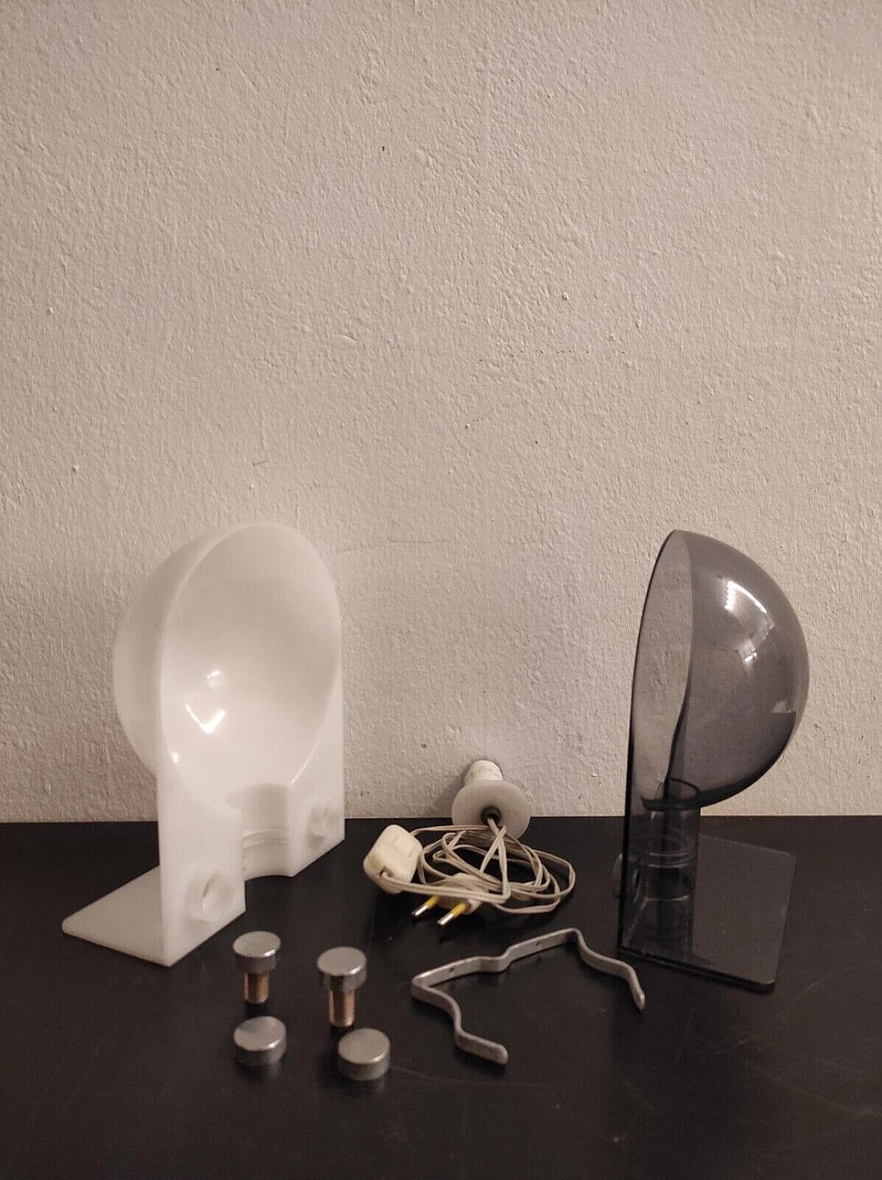 Sirio table or wall lamp by Sergio Brazzoli and Ermanno Lampa for Guzzini, 1970s 6