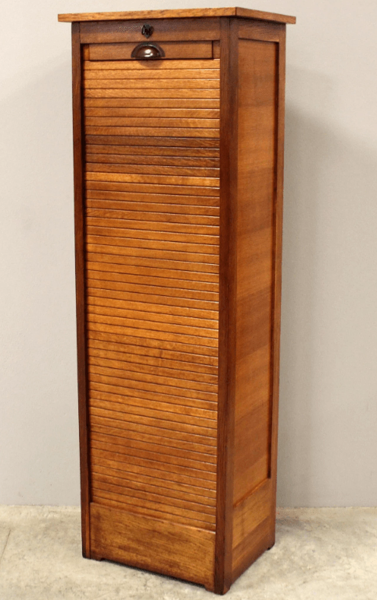 Oak filing cabinet with shutter, early 20th century 9