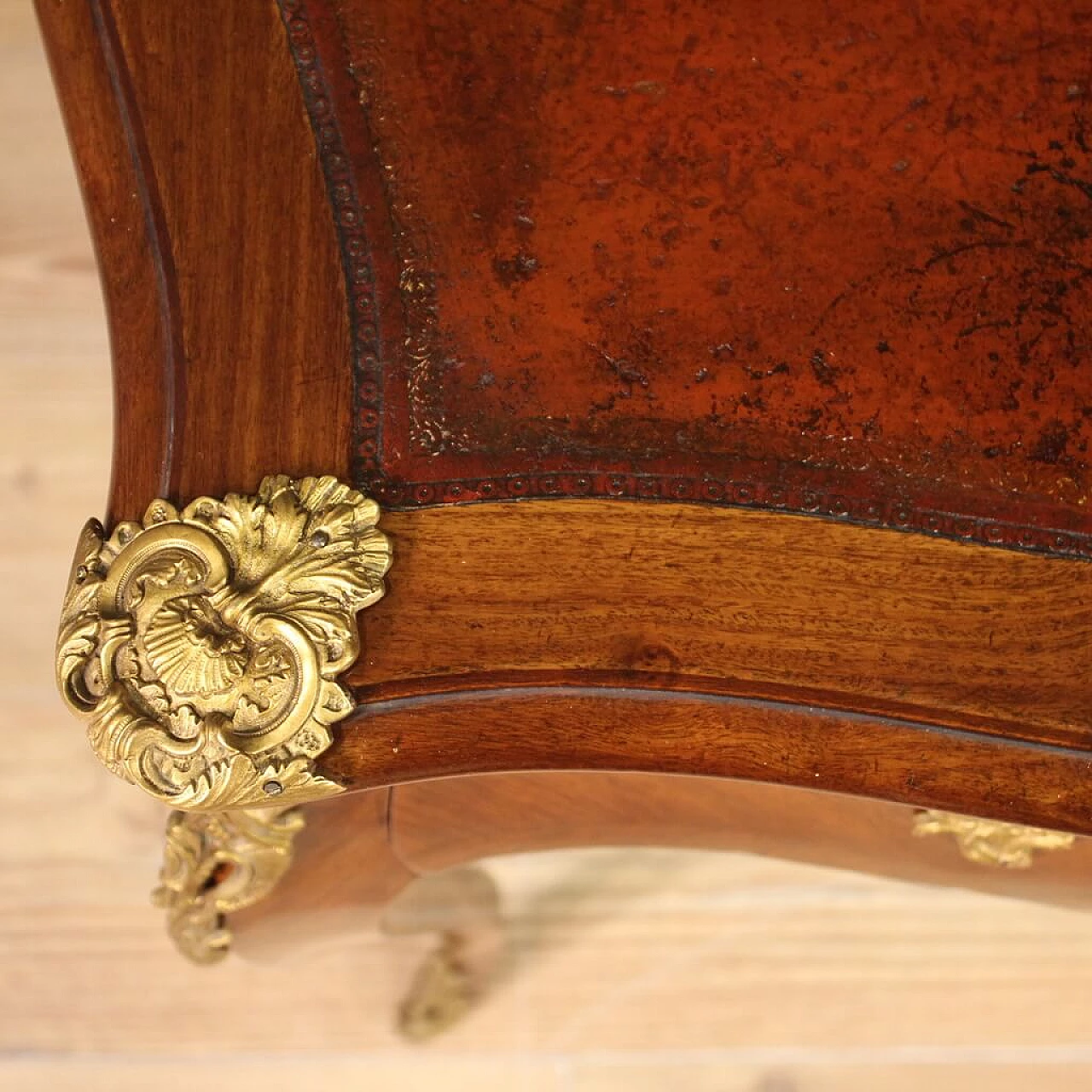 French Napoleon III mahogany veneered writing desk, late 19th century 7
