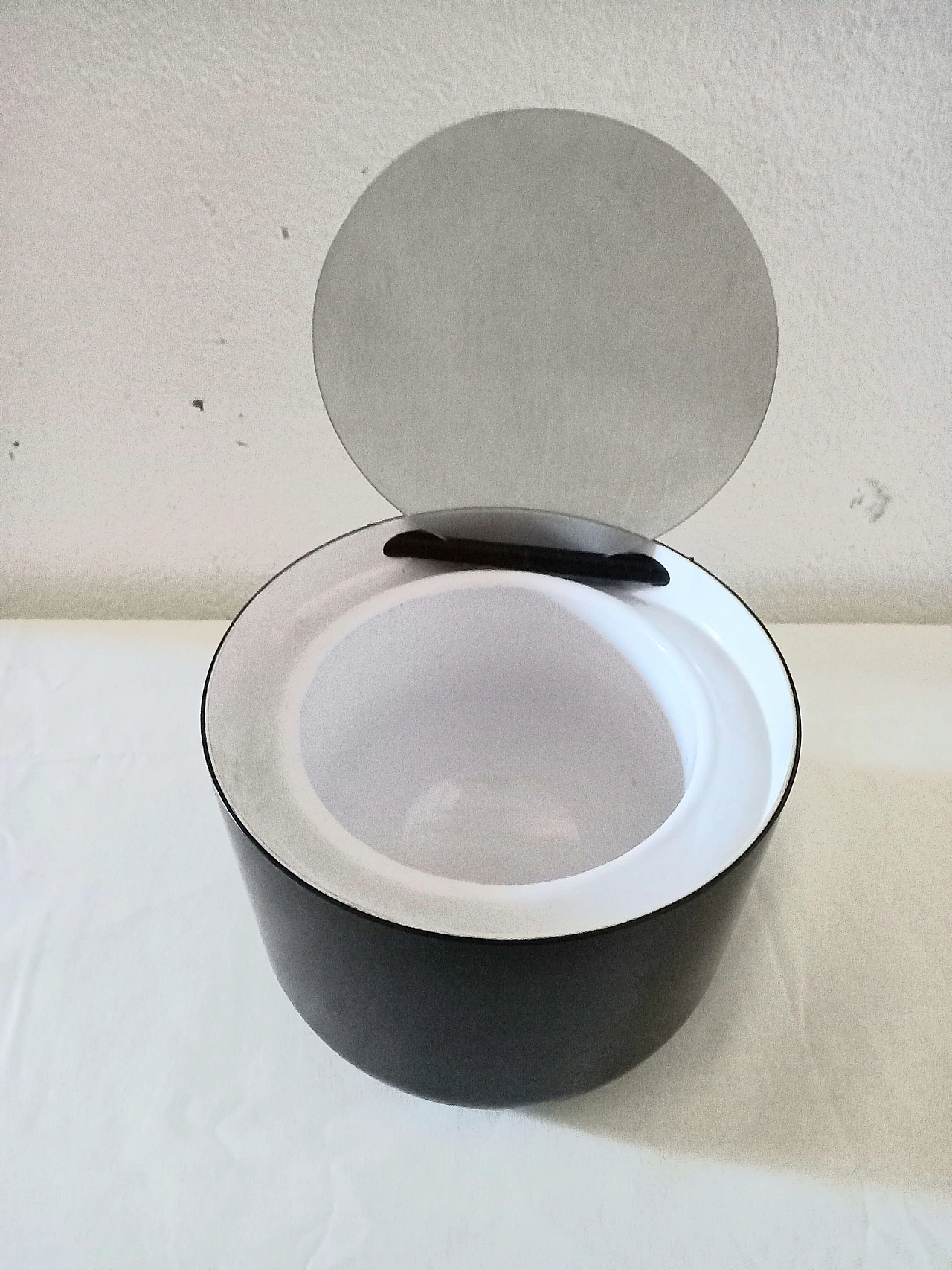 Portaghiaccio Antille di Enzo Mari per Danese, anni '70 2