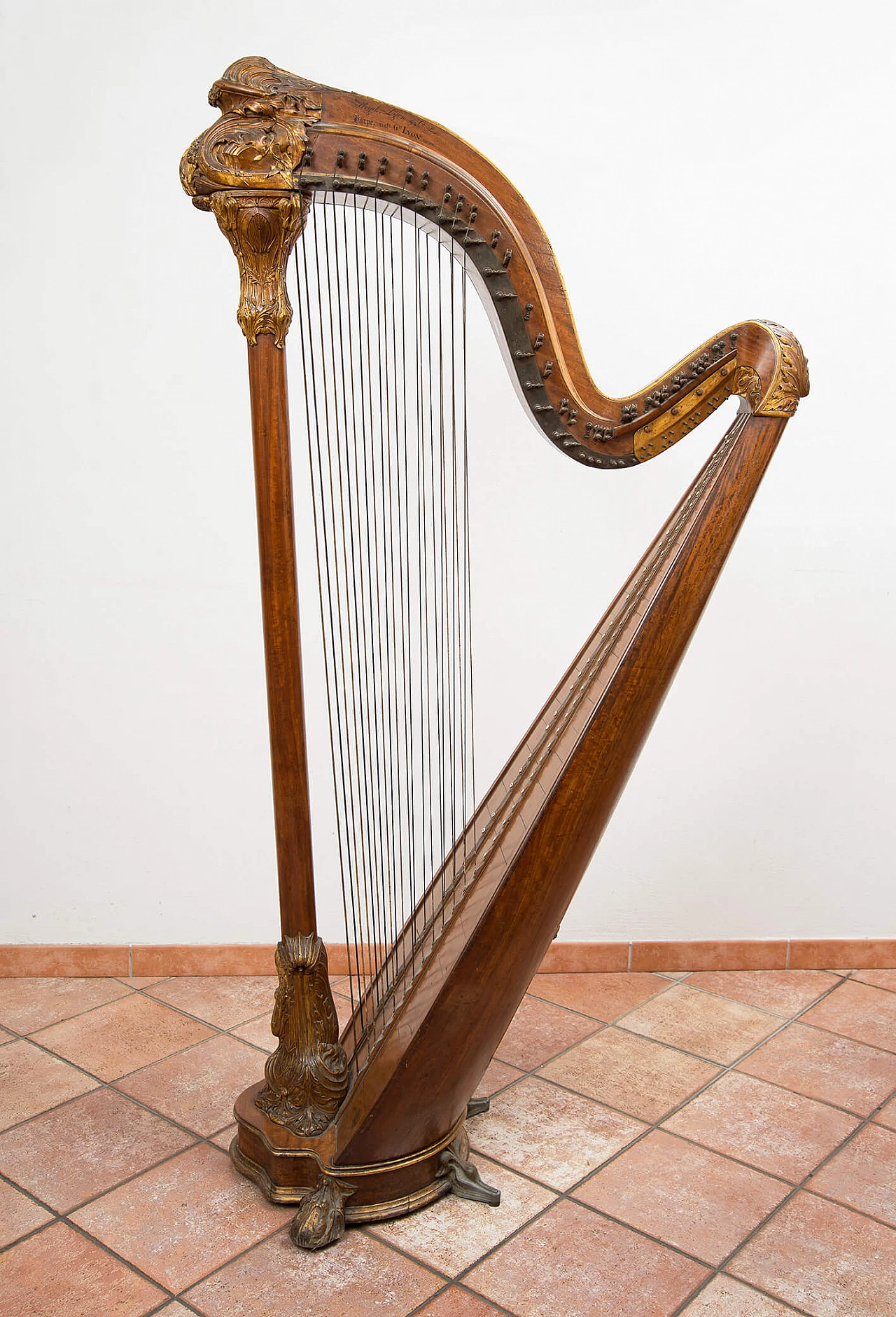 Maple and gilded wood harp by Gustave Lyon, 19th century 9