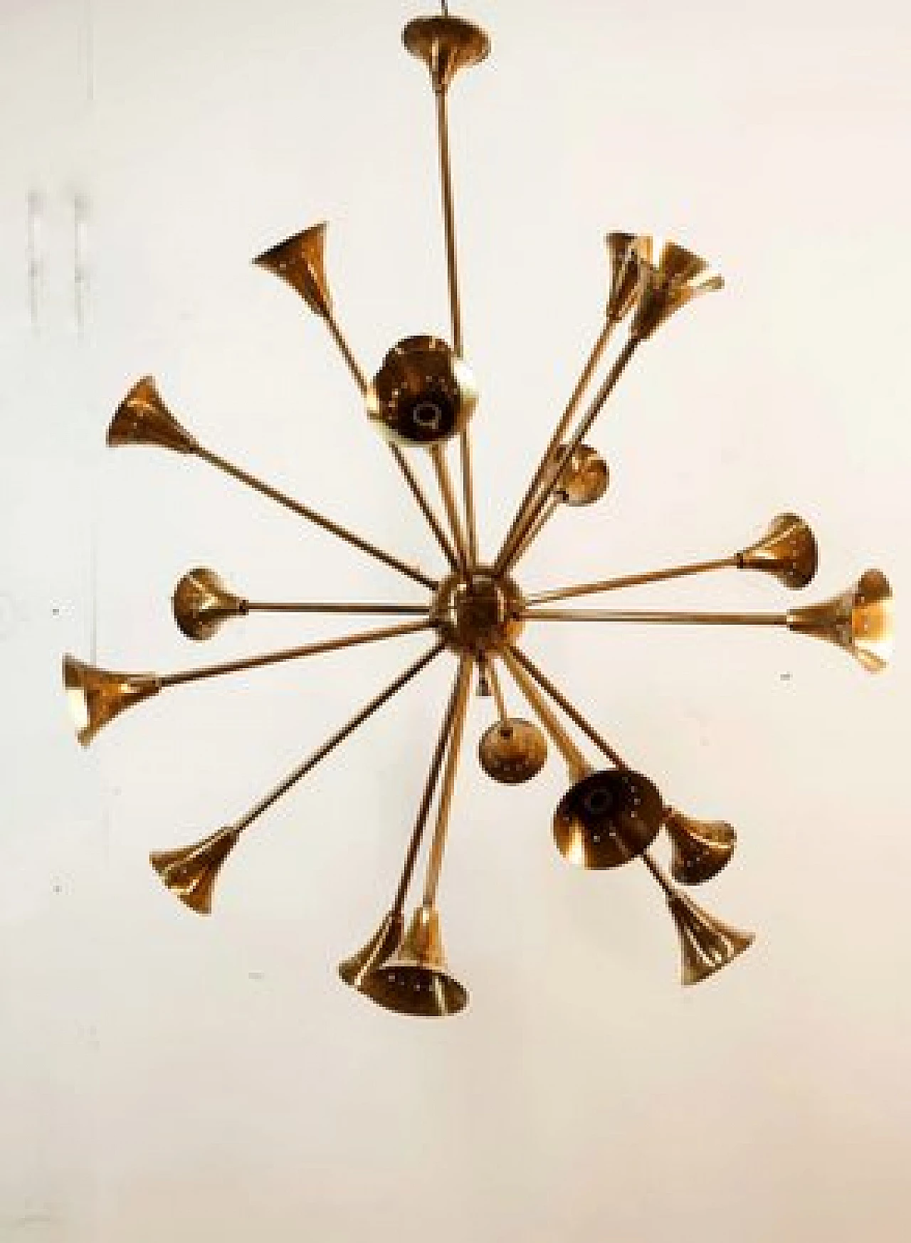 Lampadario Sputnik a diciotto luci in ottone, anni '50 6