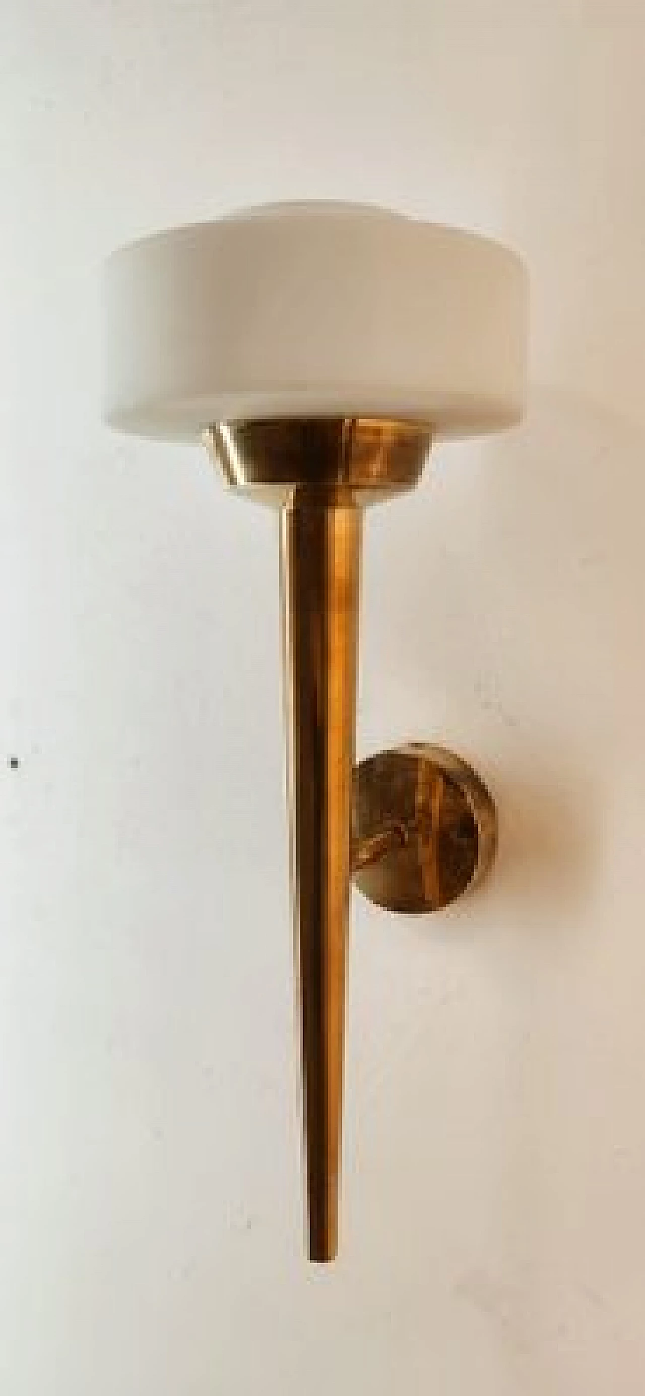 Brass and glass wall light, 1970s 2