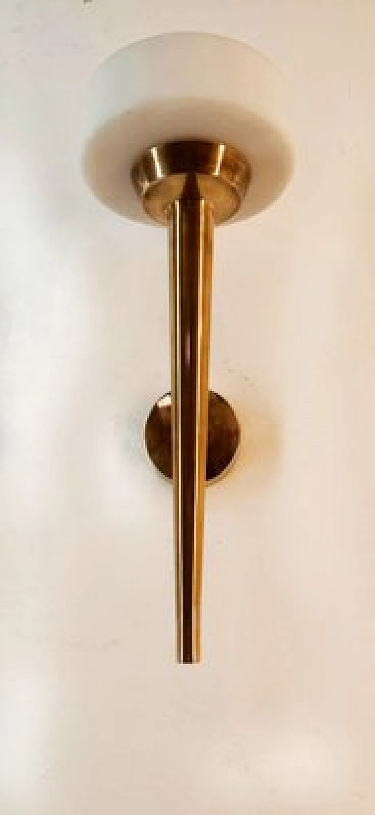 Brass and glass wall light, 1970s 5