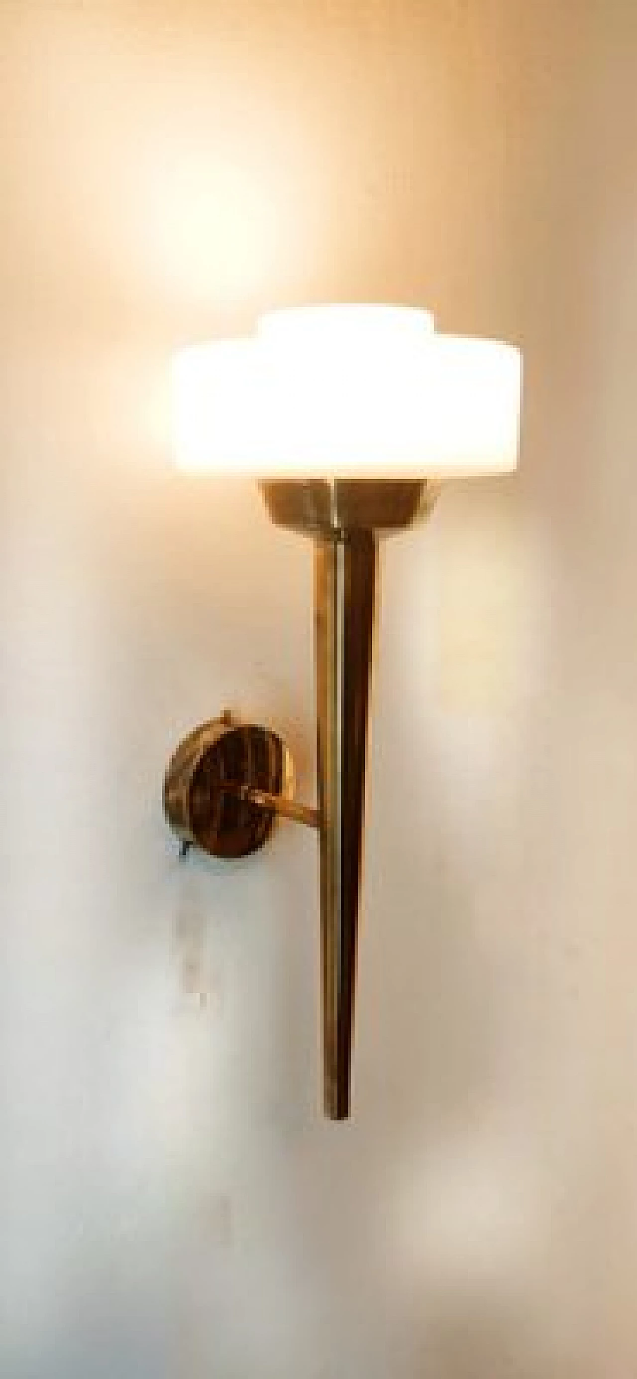 Brass and glass wall light, 1970s 7
