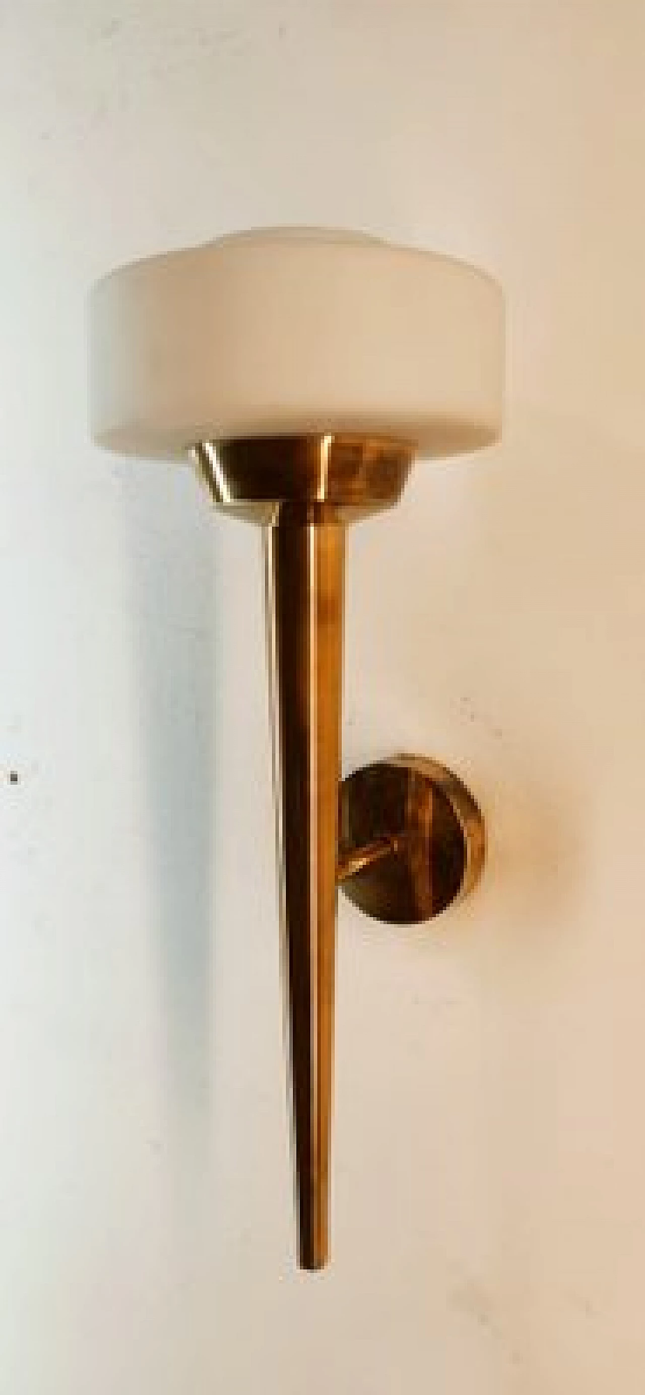 Brass and glass wall light, 1970s 8
