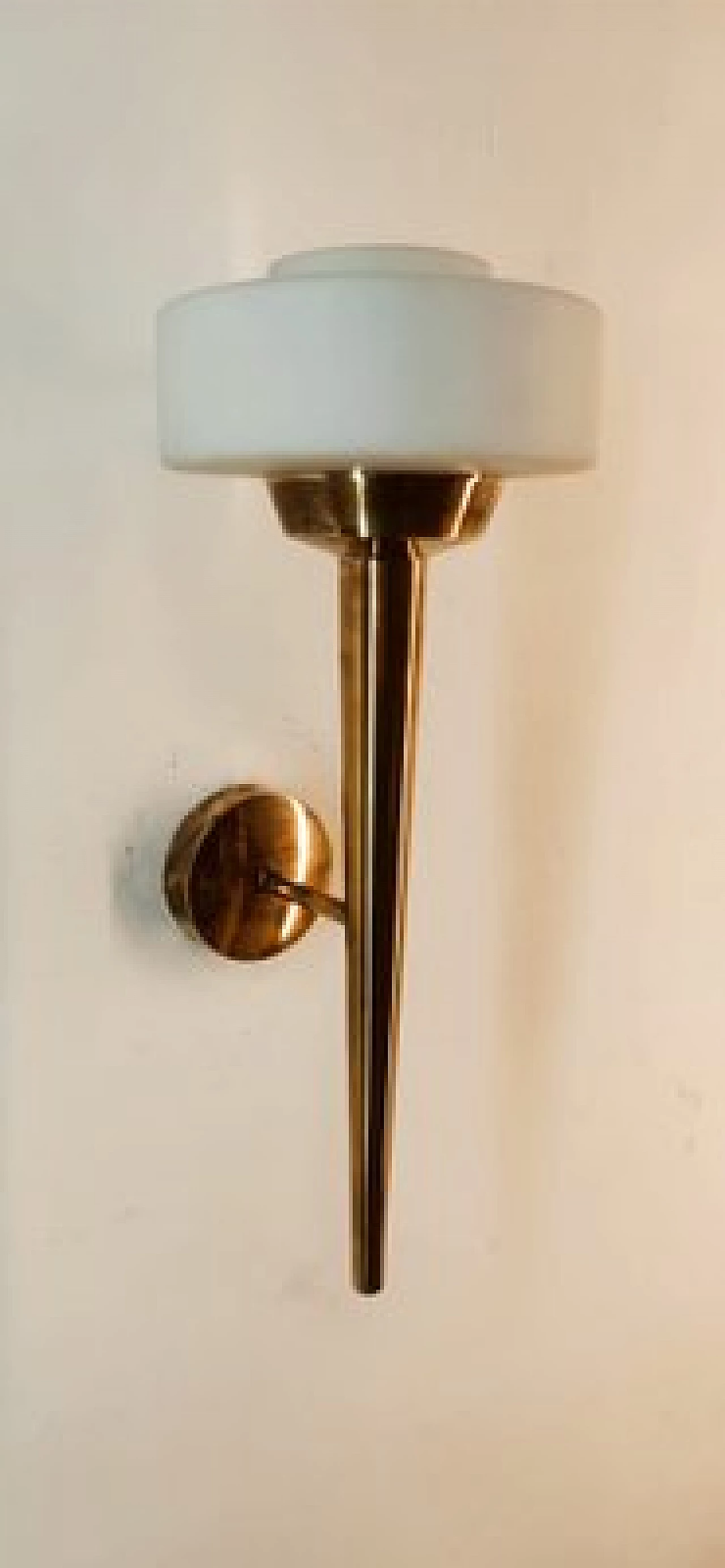 Brass and glass wall light, 1970s 9