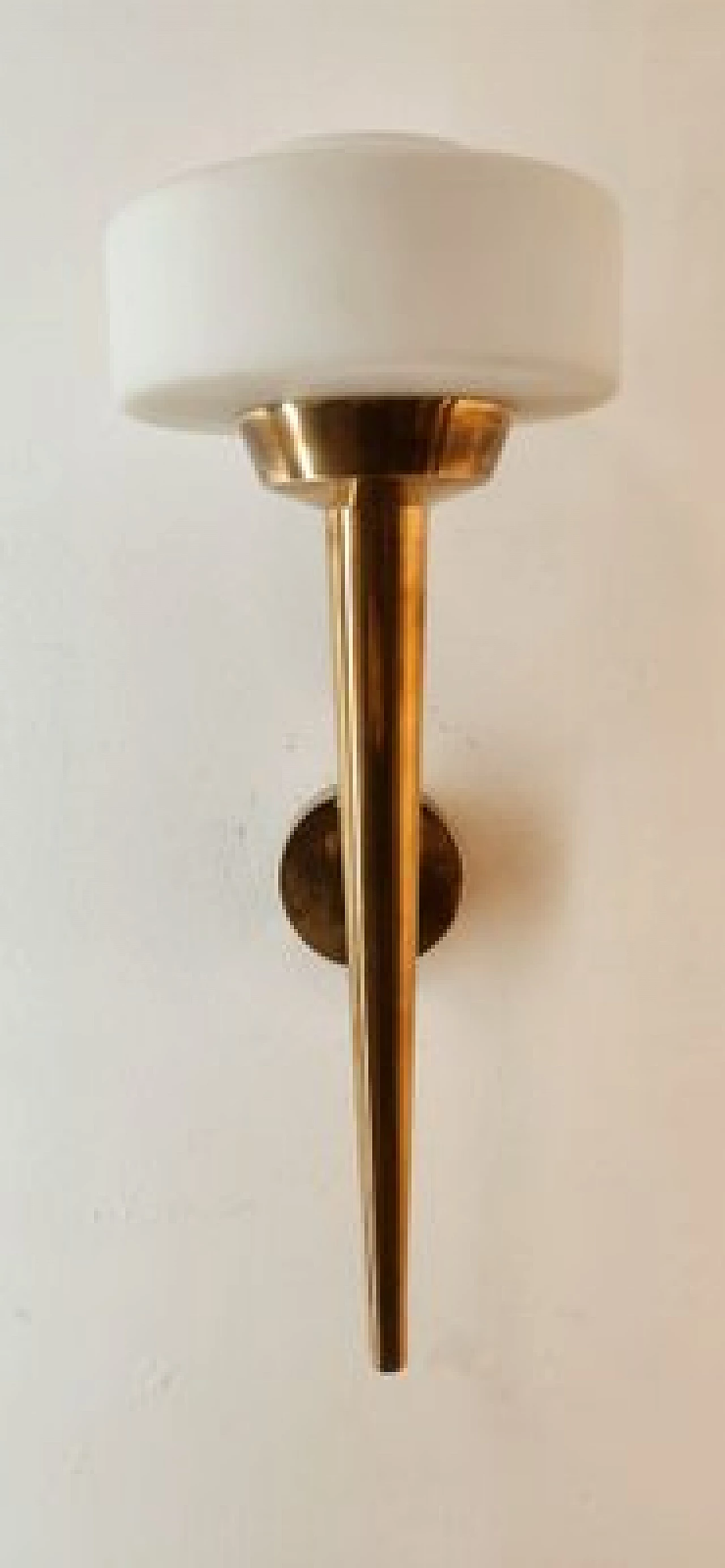 Brass and glass wall light, 1970s 12