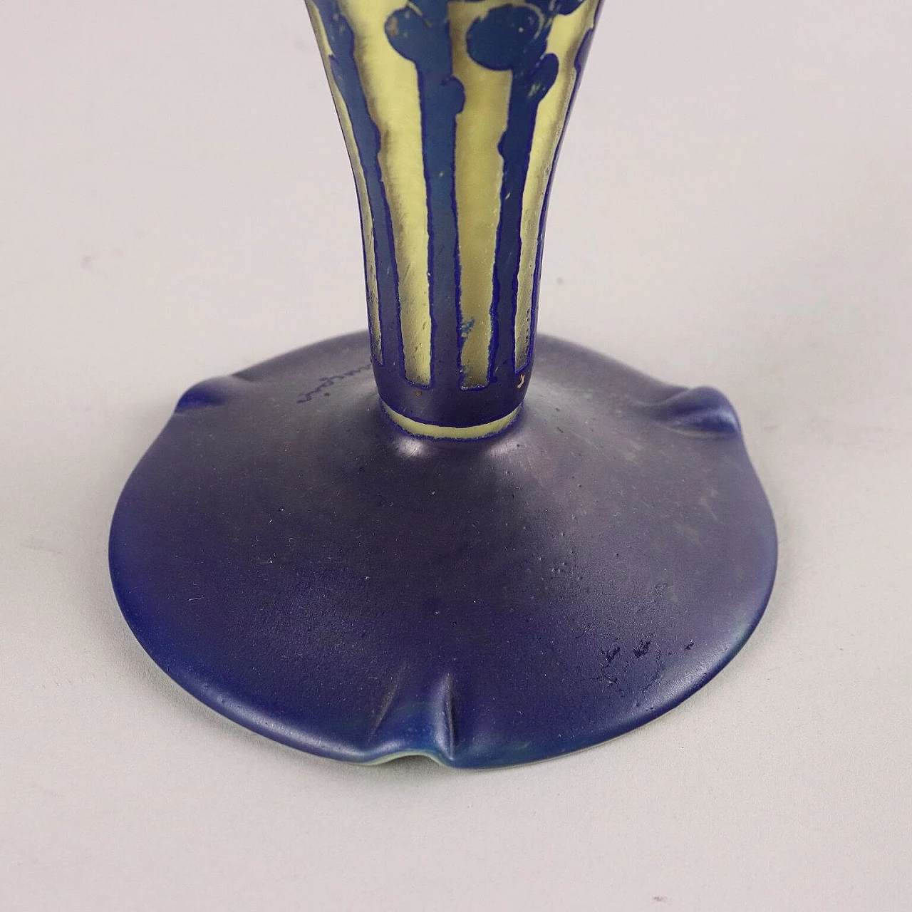 Glass table lamp base by Le Verre Français, early 20th century 5