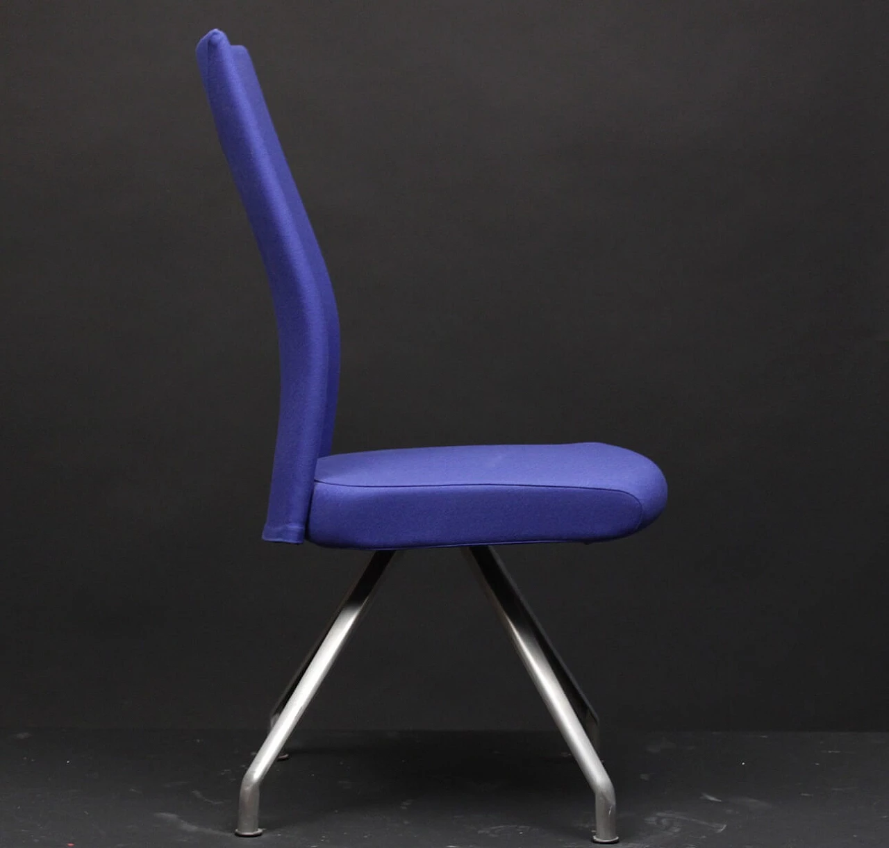 4 Spin 125M chairs in blue fabric by Burkhard Vogtherr for Fritz Hansen 10