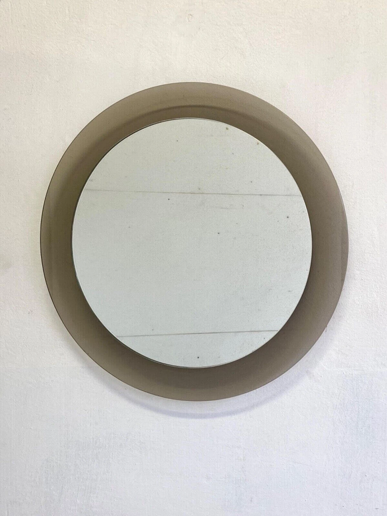 Specchio da parete rotondo in vetro bronzo di Veca, anni '60 1