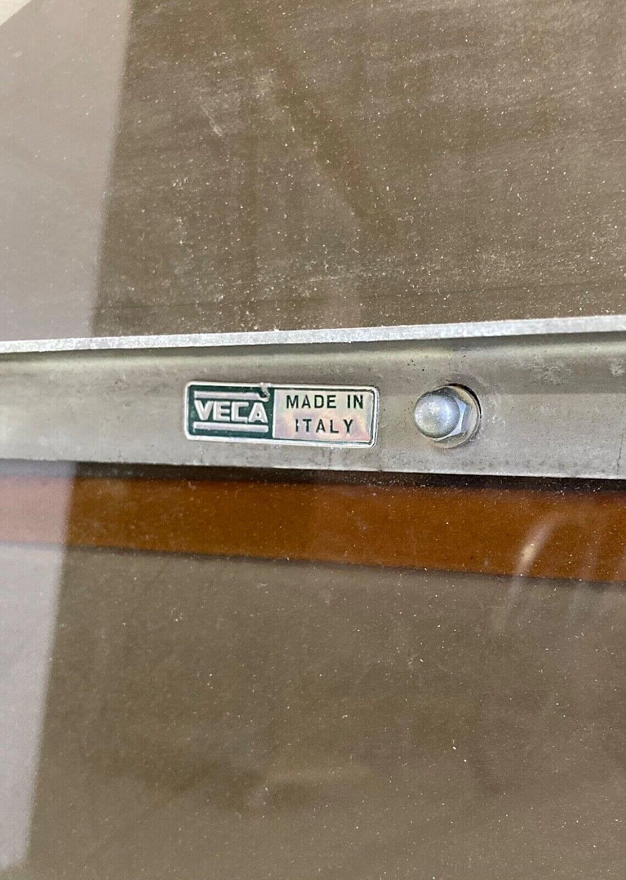 Specchio da parete rotondo in vetro bronzo di Veca, anni '60 4