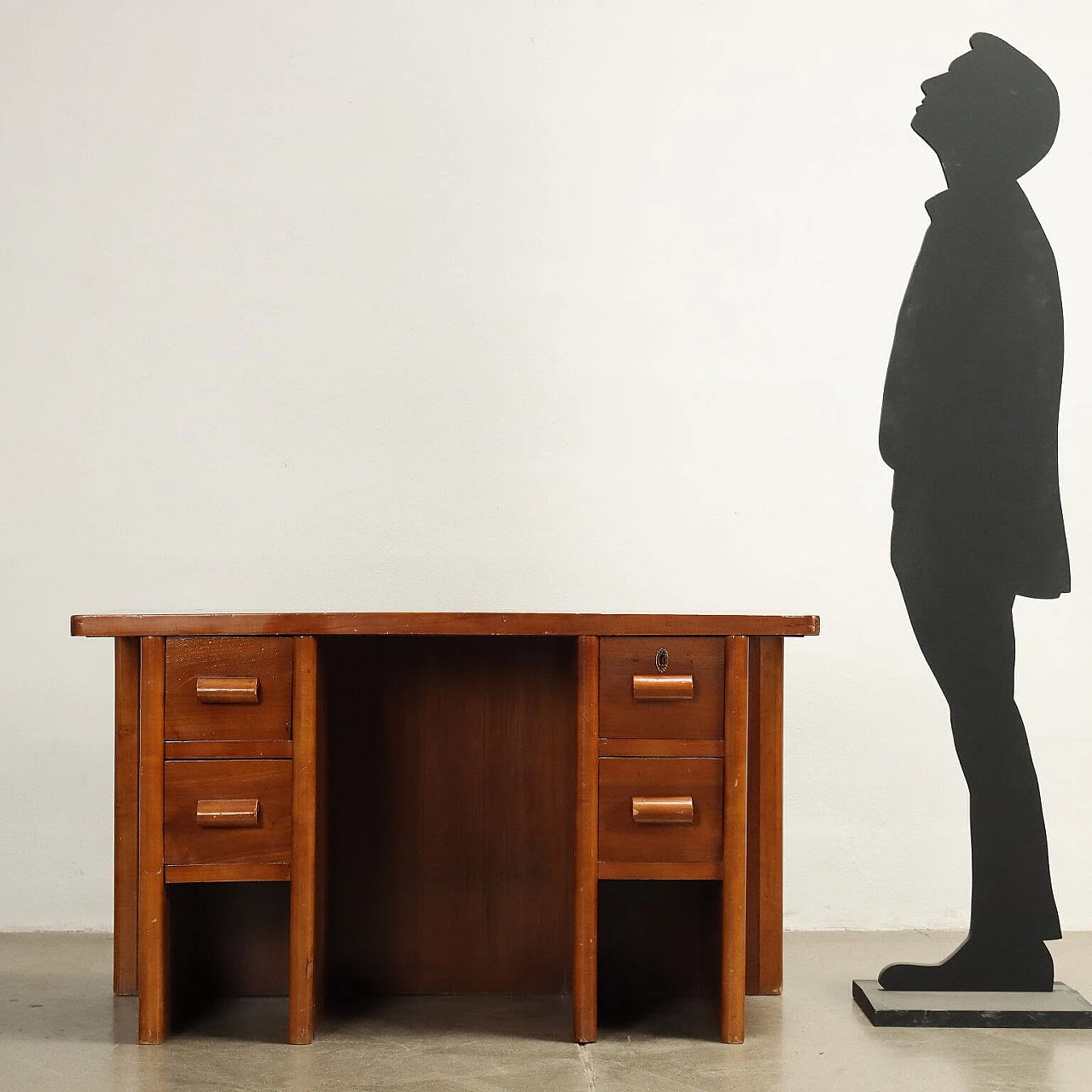 Scrittoio in legno impiallacciato noce e radica, anni '40 2