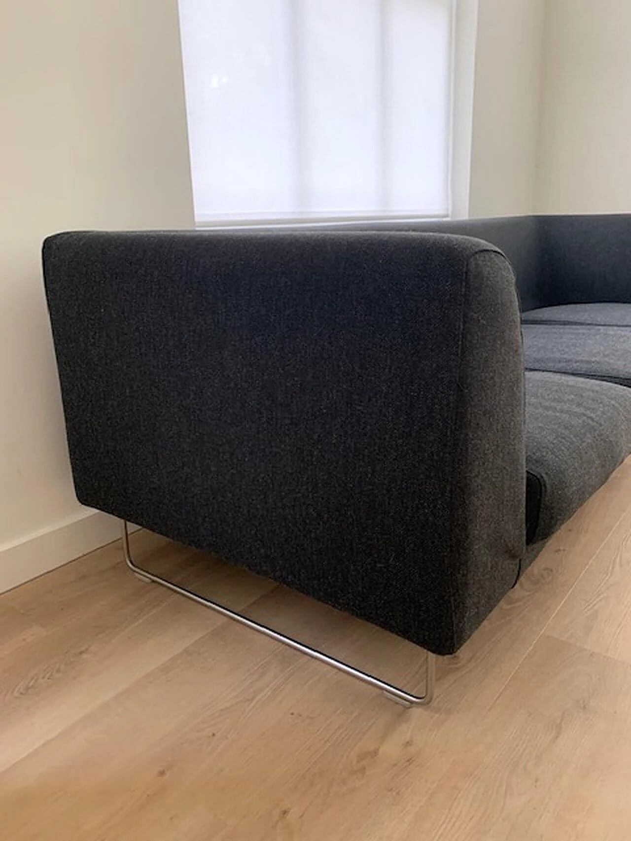 Divano Elan 230 in tessuto grigio di Jasper Morrison per Cappellini 4