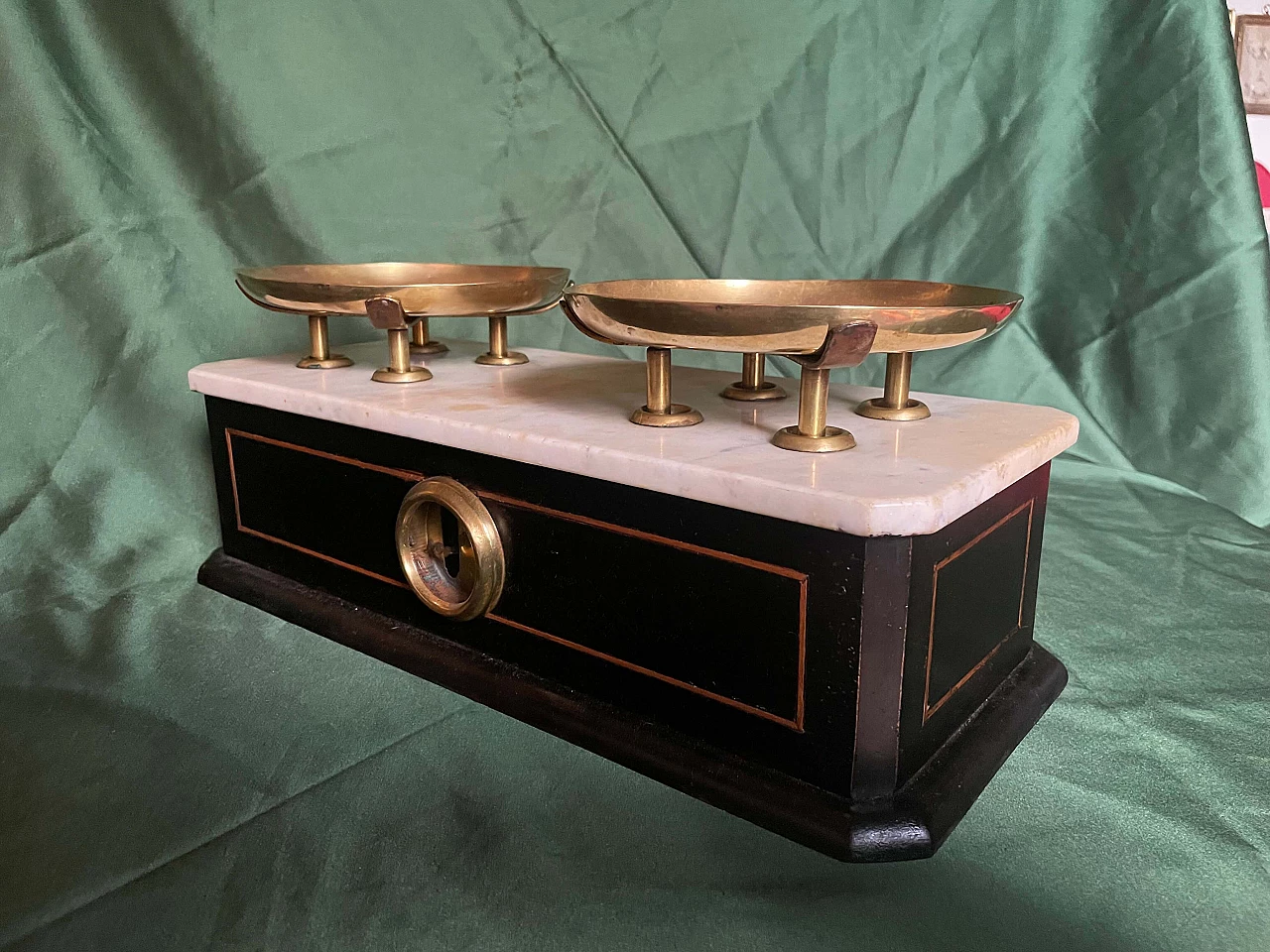 Two-plate scales made of brass, wood and marble, 1920s 5
