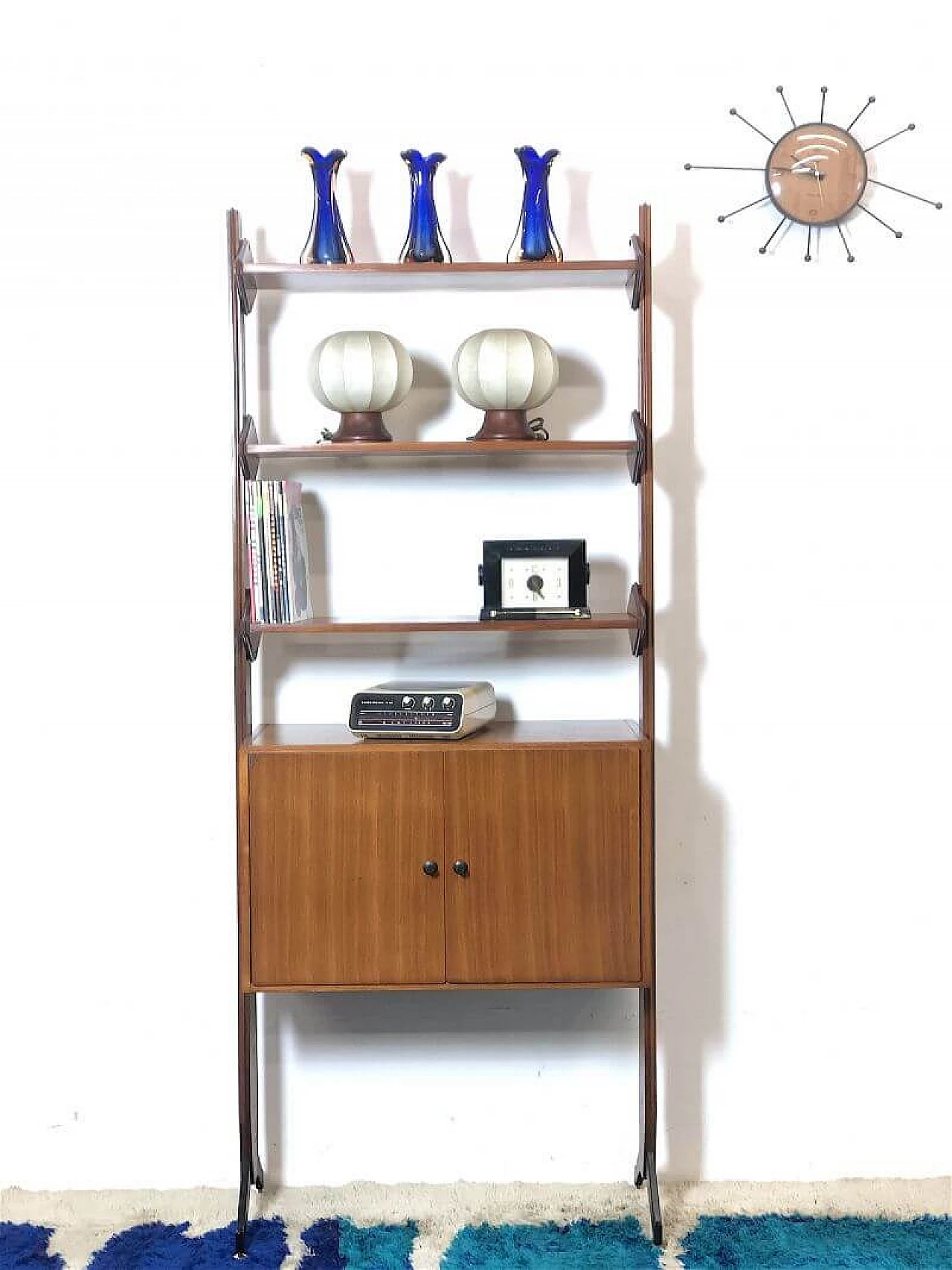 One-bay teak and brass bookcase, 1960s 2