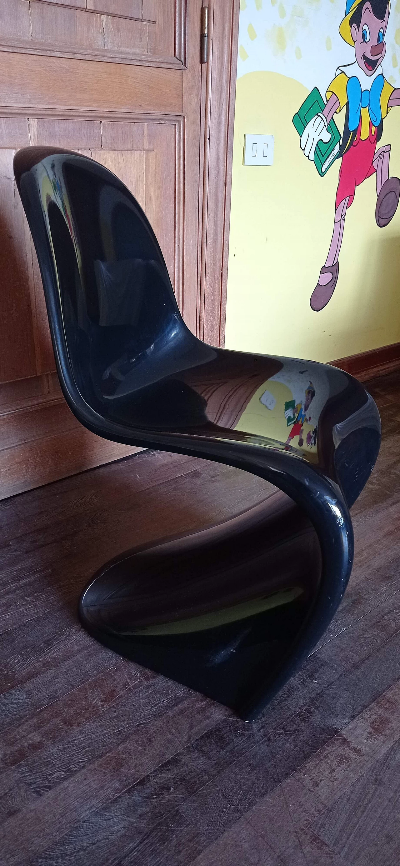 Coppia di sedie Verner Panton in schiuma poliuretanica lucida nera per Vitra, 2006 57