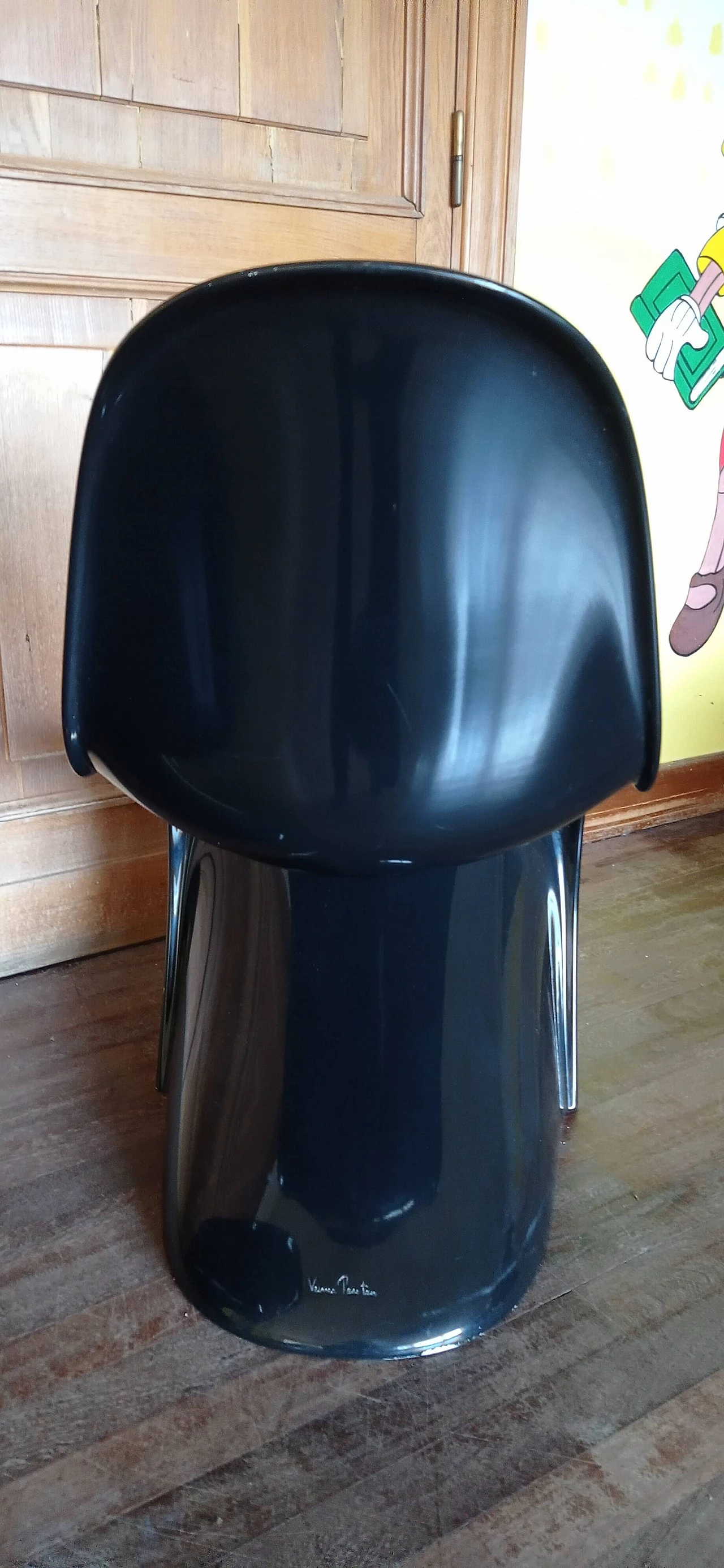 Coppia di sedie Verner Panton in schiuma poliuretanica lucida nera per Vitra, 2006 81