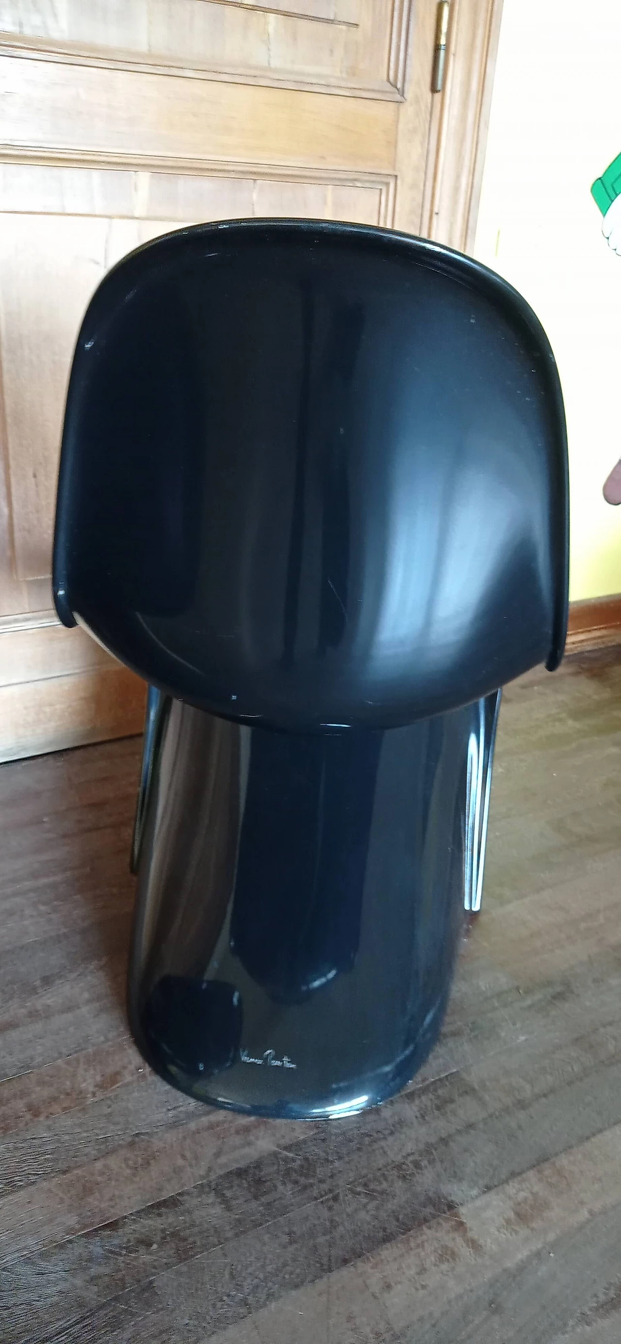 Coppia di sedie Verner Panton in schiuma poliuretanica lucida nera per Vitra, 2006 82