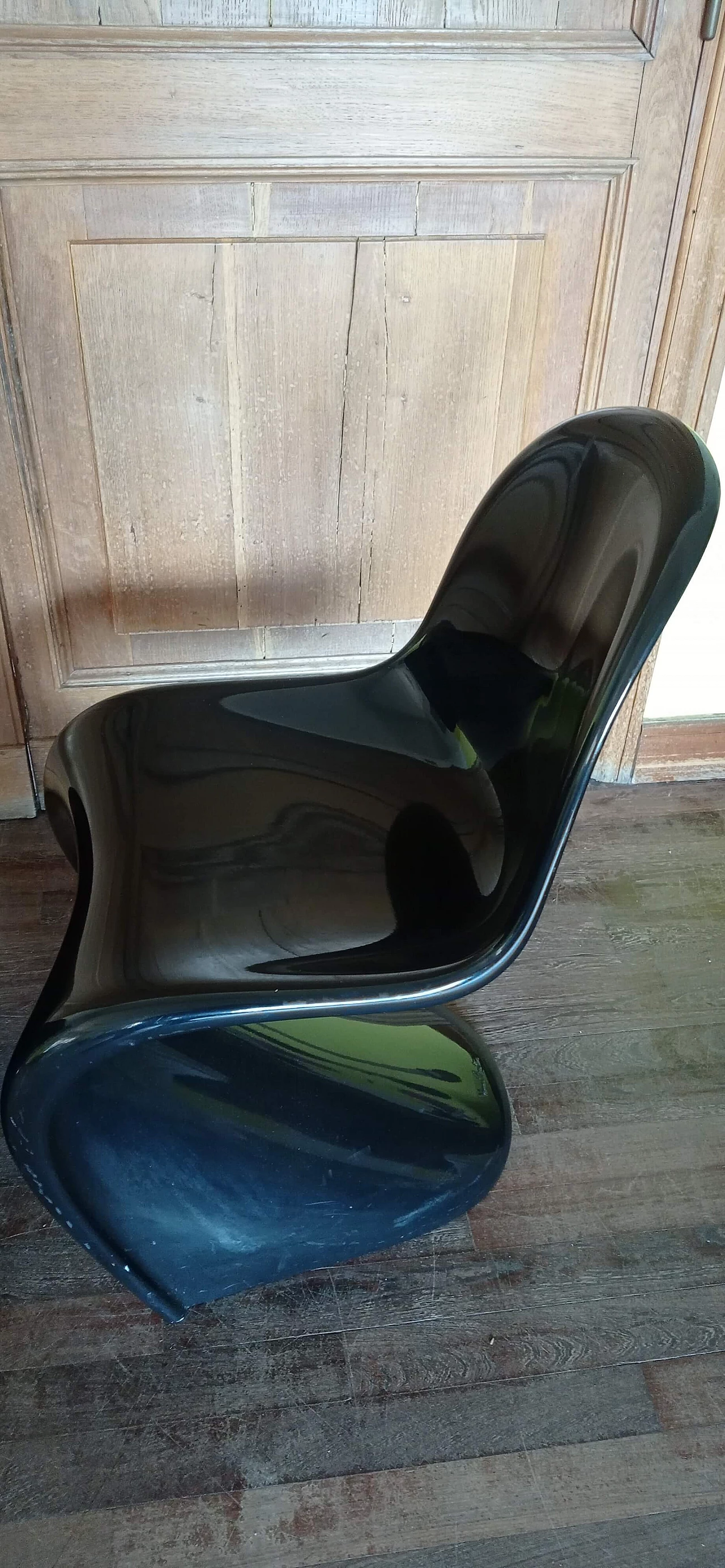 Coppia di sedie Verner Panton in schiuma poliuretanica lucida nera per Vitra, 2006 96