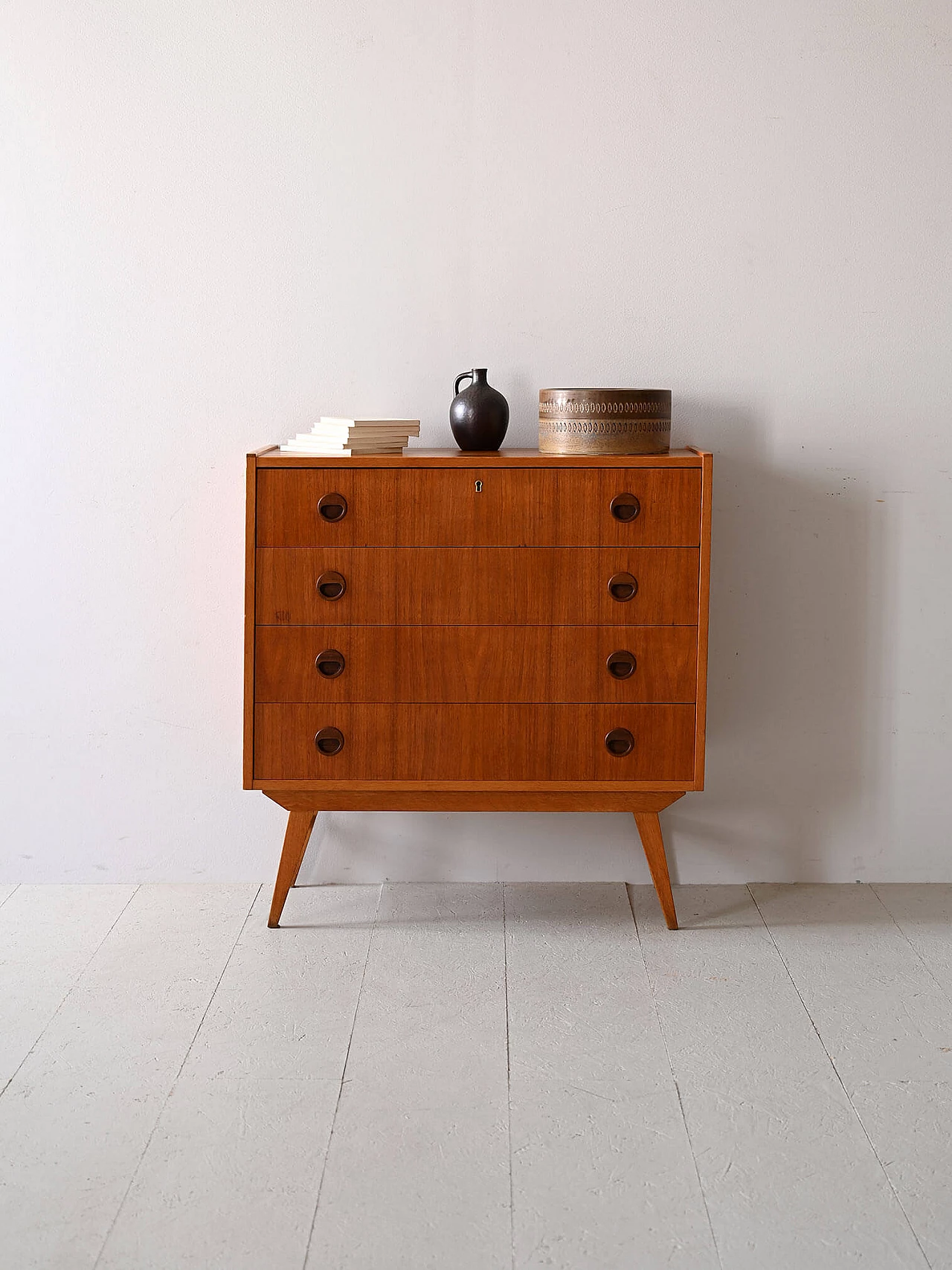 Scandinavian teak chest of drawers with round handles, 1960s 1