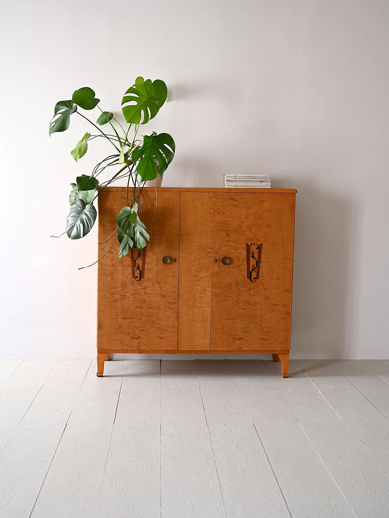 Credenza Art Déco scandinava in legno, anni '40 1