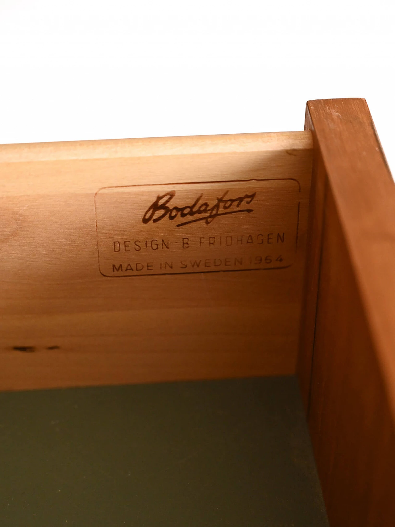 Teak bookcase by Bertil Fridhagen for Bodafors, 1964 7