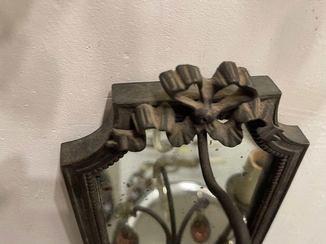 Coppia di applique in bronzo con specchio, anni '40 7