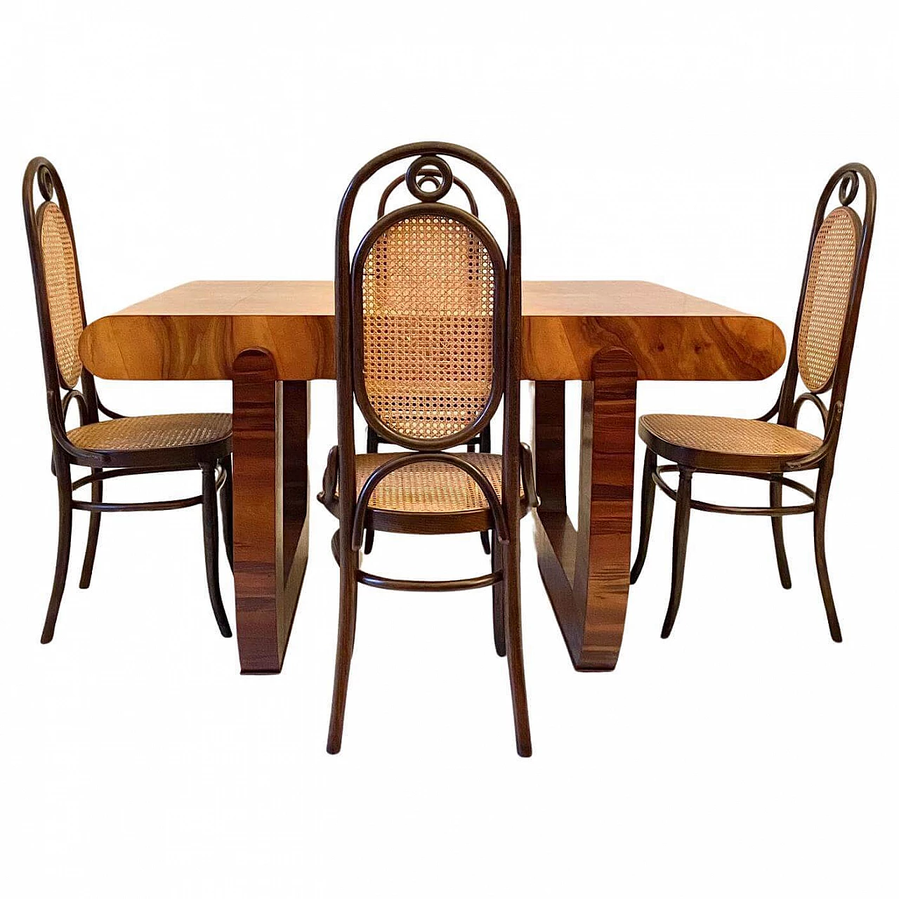 4 Chairs 207 Long John by Thonet and honeycomb and briar-root table, 1930s 2