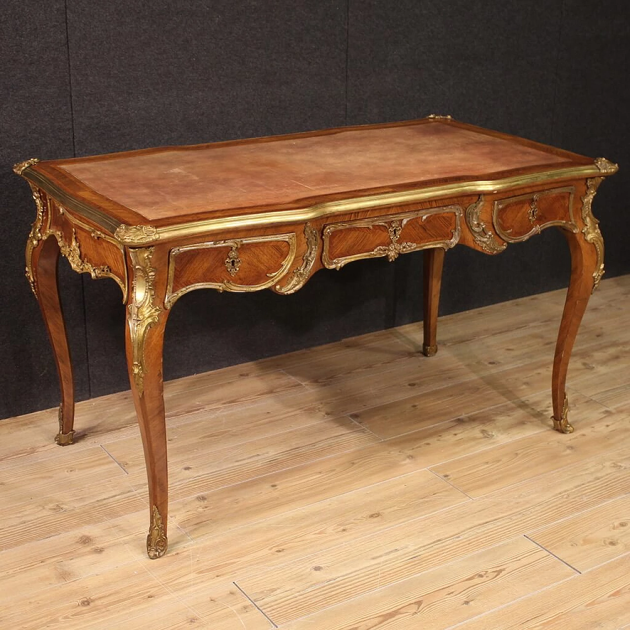 Louis XV style walnut veneered writing desk, early 20th century 1