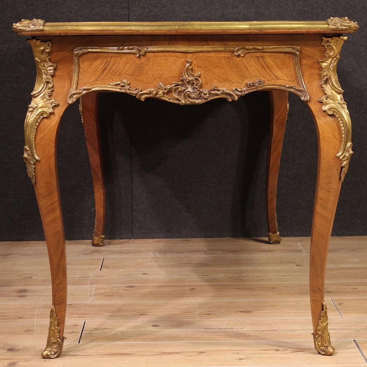 Louis XV style walnut veneered writing desk, early 20th century 5