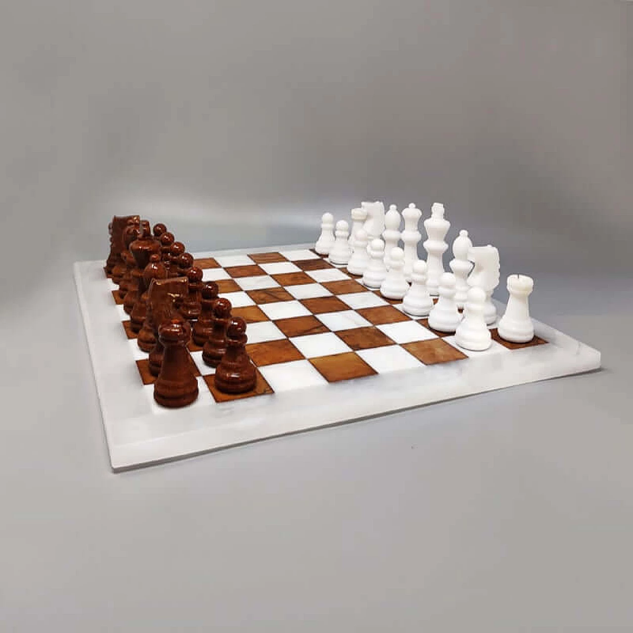 Scacchiera e scacchi in alabastro di Volterra marrone e bianco, anni '70 3