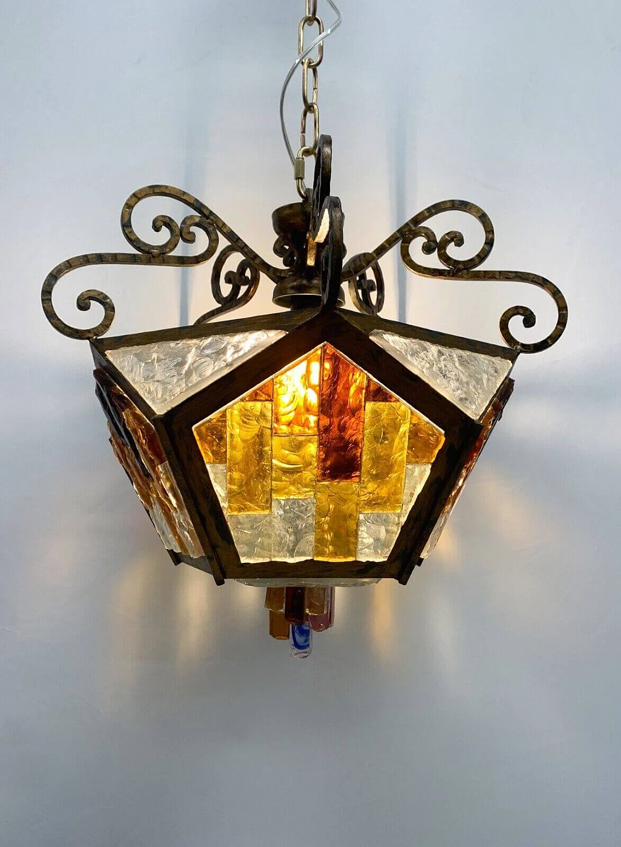 Bevelled Murano glass and wrought iron chandelier, late 20th century 5