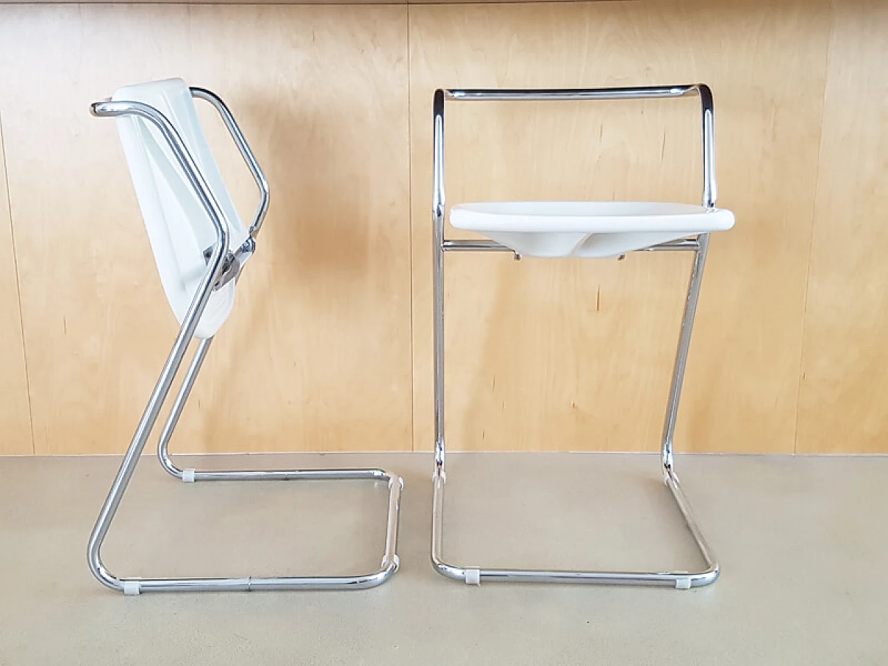 Pair of stools by Claudio Salocchi for Alberti, 1970s 7