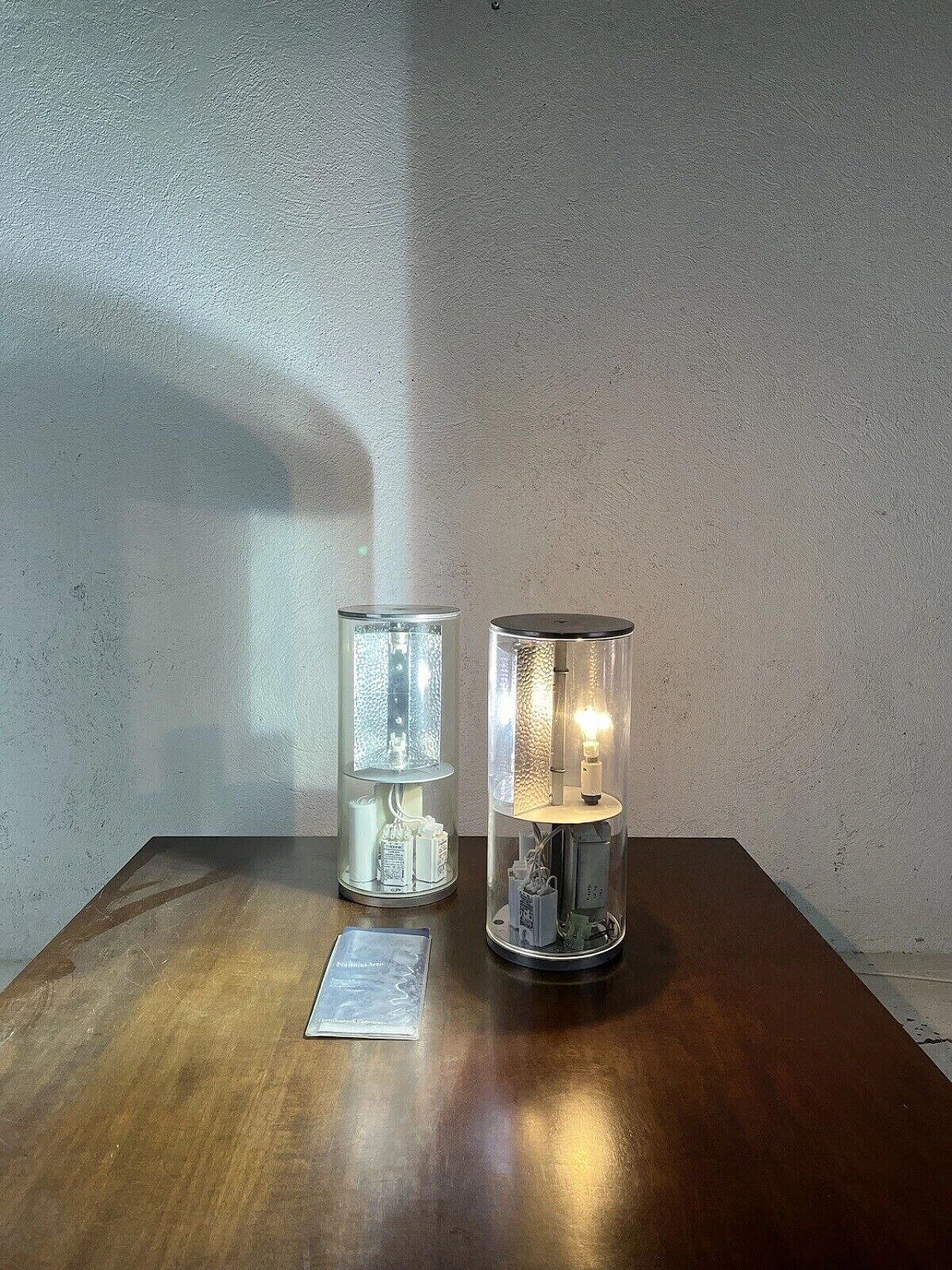 Coppia di lampade da tavolo Block 3095 di Fontana Arte, anni '80 1