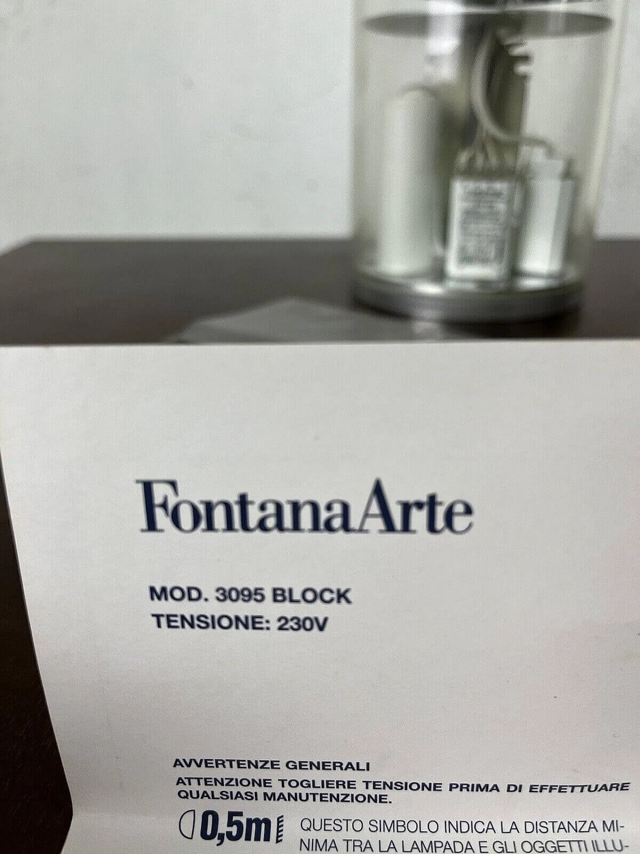 Coppia di lampade da tavolo Block 3095 di Fontana Arte, anni '80 16