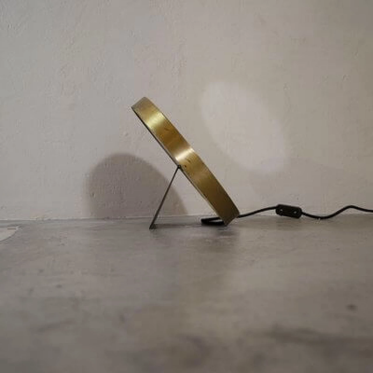 Specchio infinito luminoso con cornice in ottone, anni '70 2