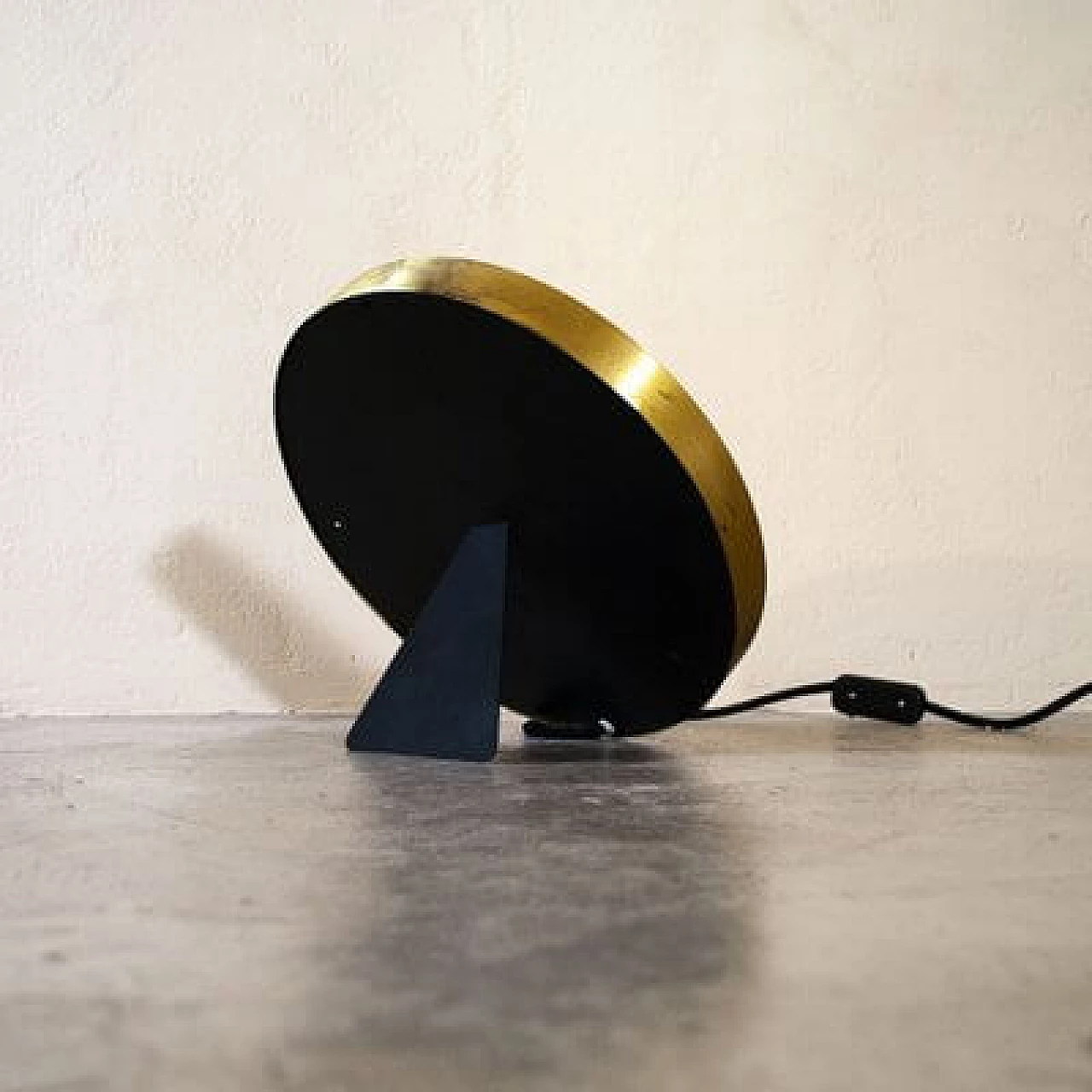 Specchio infinito luminoso con cornice in ottone, anni '70 7