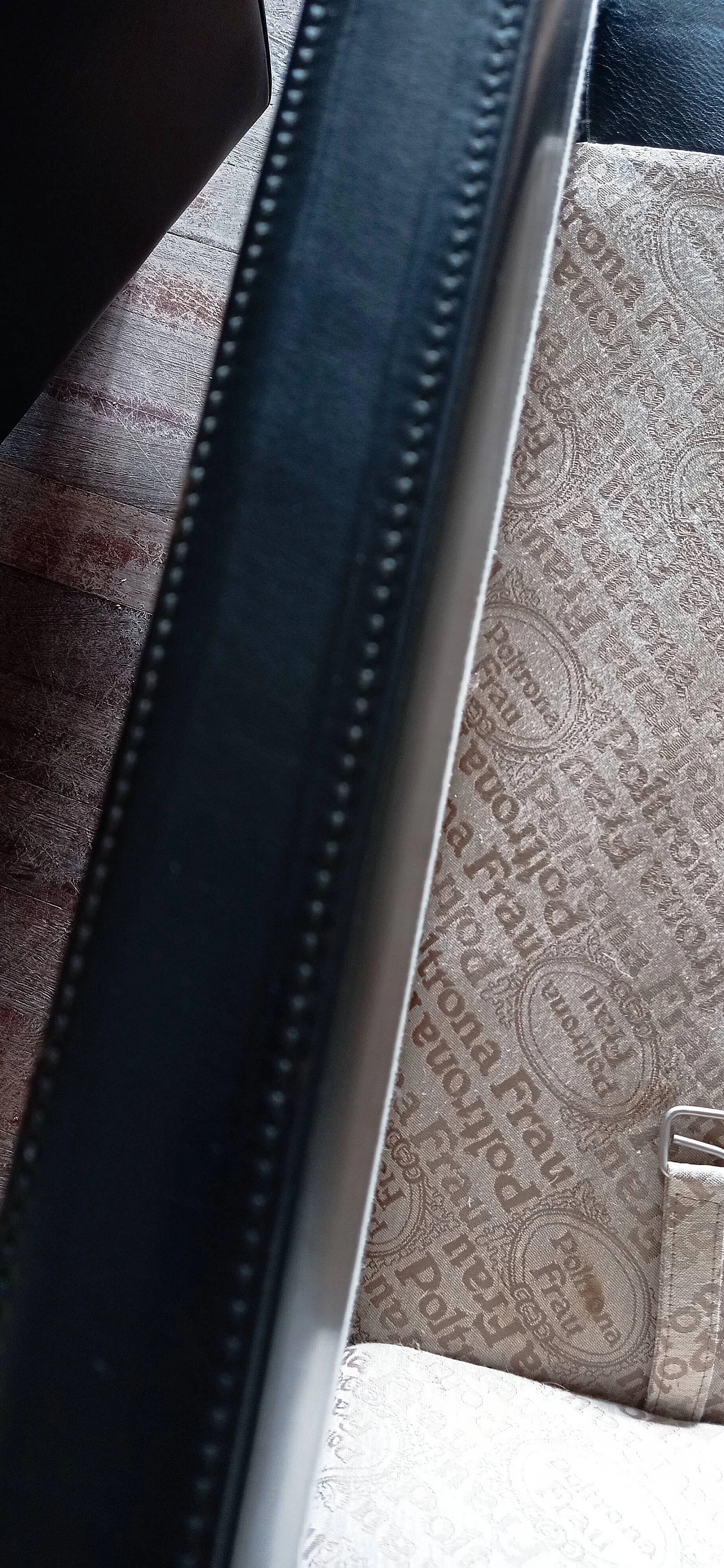 Divano Socrate di Poltrona Frau, anni '90 40