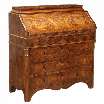 Lombard Barocchetto walnut panelled flap desk, third quarter of the 18th century