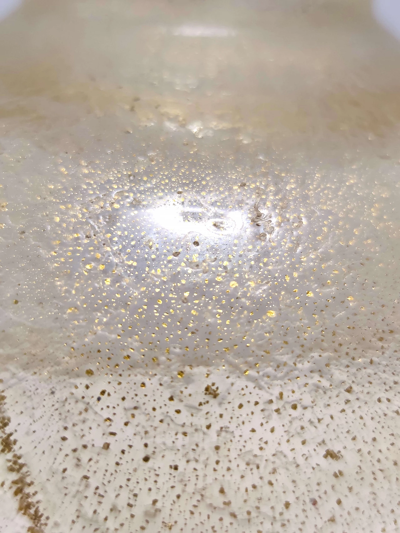 Murano glass vase with gold streaks by Seguso, 1940s 9