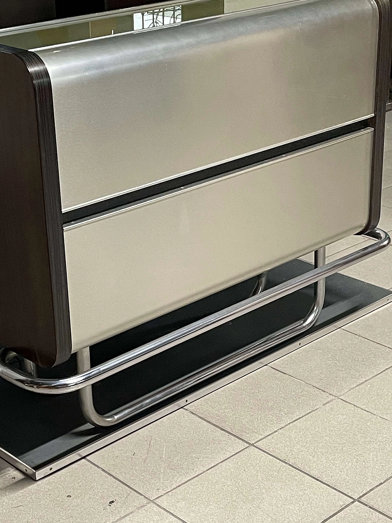 Mobile bar con bancone in legno, metallo e vetro, anni '70 5