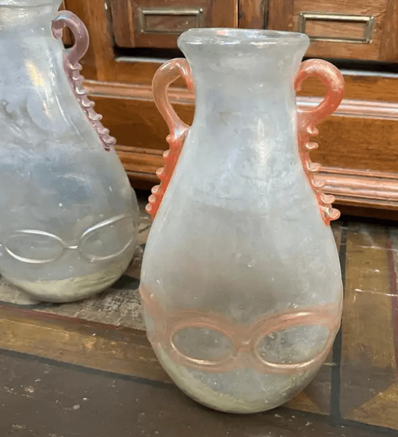Coppia di vasi in vetro di Murano Scavo attribuiti a Cenedese, anni '70 2