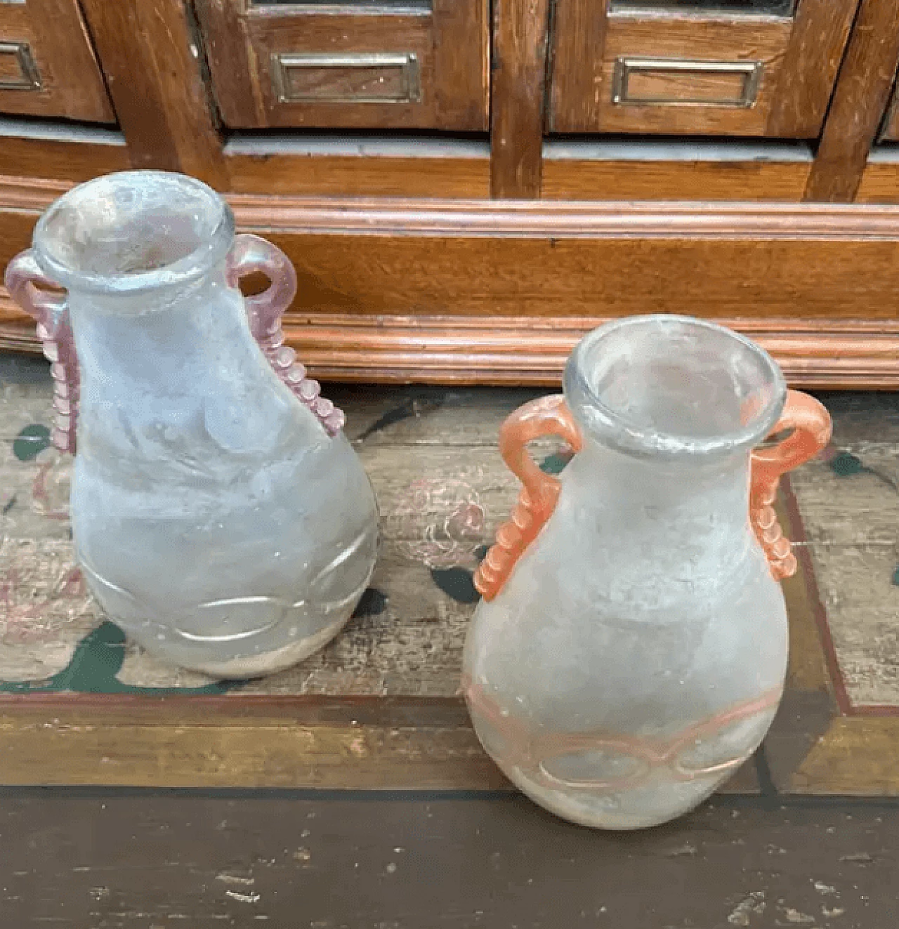 Coppia di vasi in vetro di Murano Scavo attribuiti a Cenedese, anni '70 4